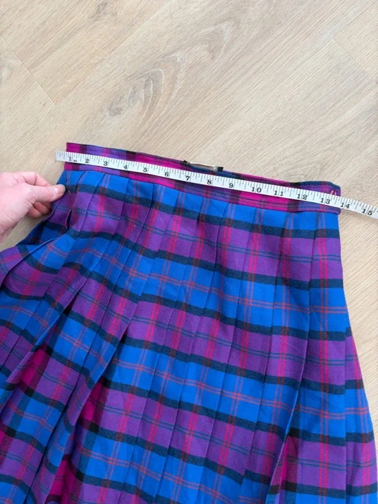 Vintage Wool Pleated Midi Skirt in Blue and Purple Plaid Size Small - Picture 6 of 7